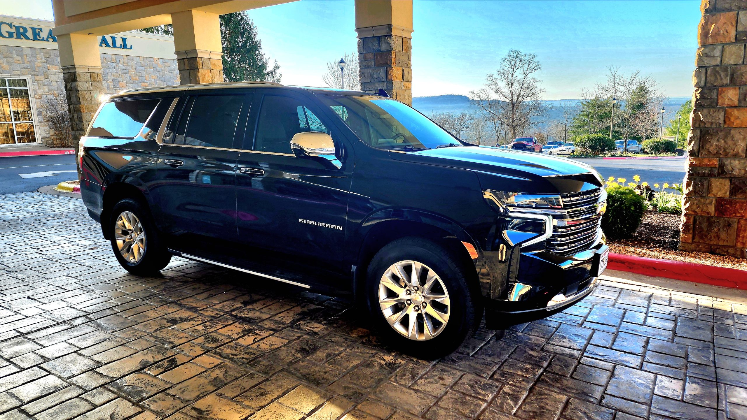 SUV 3 Front Side View Luxury Sedan